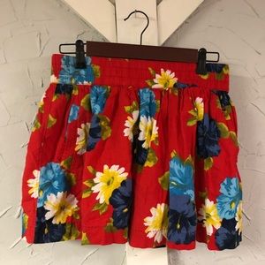Hollister floral mini skirt large red